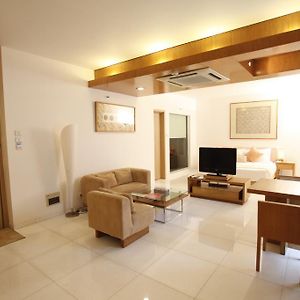Platinum Suites